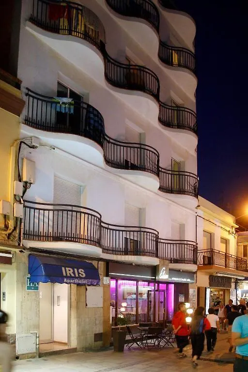 Aparthotel Iris Malgrat de Mar 5*,